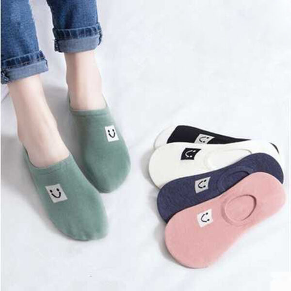 Women's Solid Color Socks Low Cut Shallow Mouth Leisure Boat Socks - Image 4