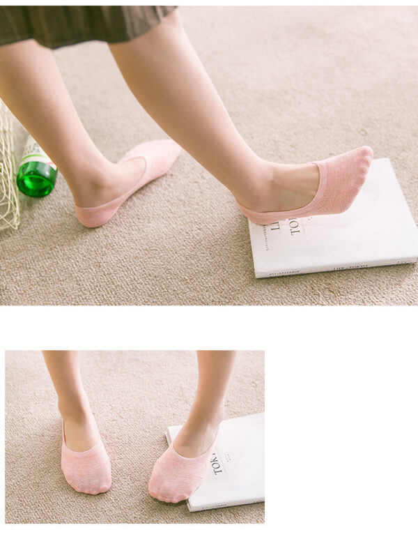 Women's Solid Color Socks Low Cut Shallow Mouth Leisure Boat Socks - Image 6