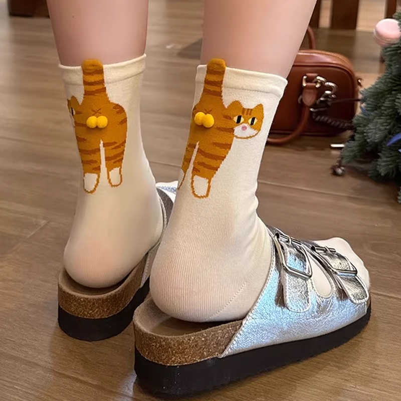 Cute Cat Socks With Balls Summer Breathable Soft Cotton Socks Funny Cotton Sock Middle Tube Girl Women Novelty Sport Socks - Image 4